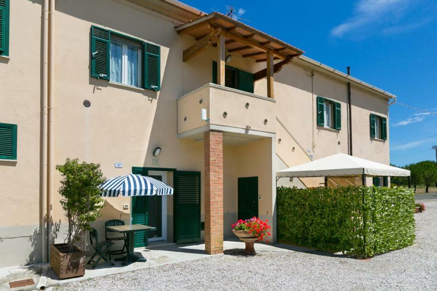 Agriturismo Case Nuove Castellina Marittima Luaran gambar